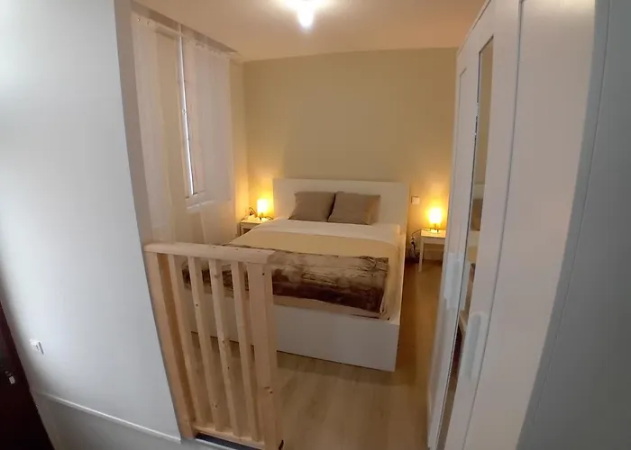 Les Vitraux Sur Les Remparts Appartamento Langres